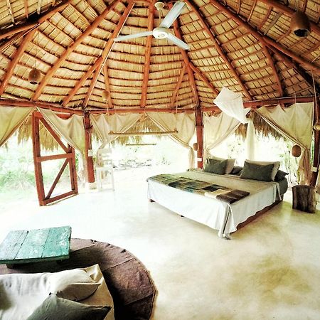 Dream Glamping Jungle Bohio 호텔 라스테레나스 외부 사진