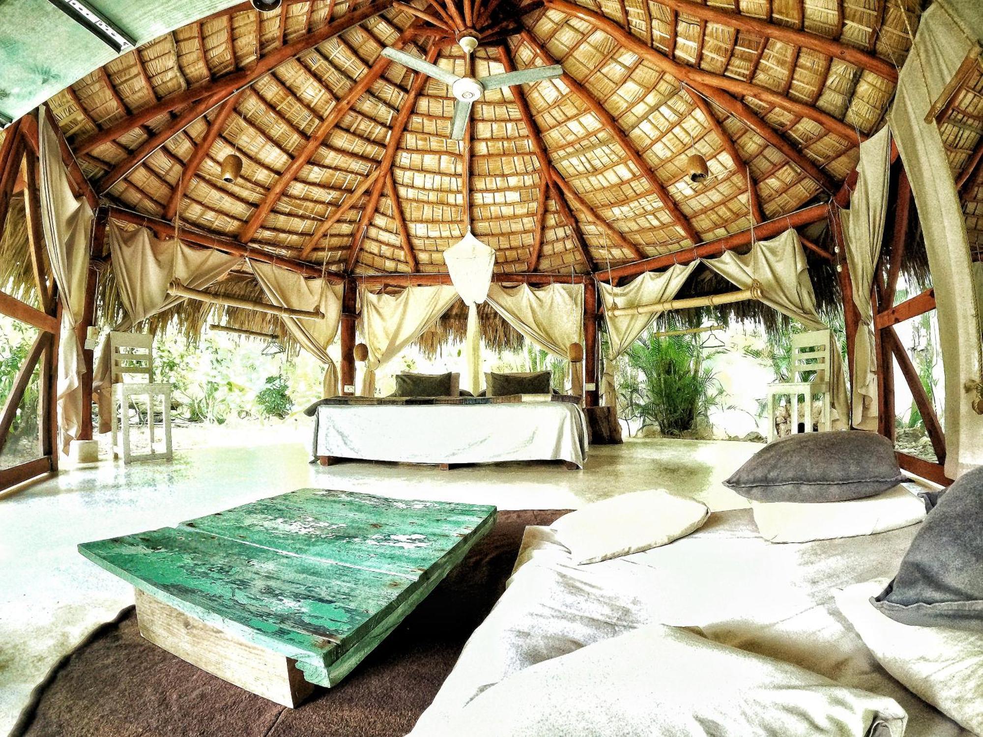 Dream Glamping Jungle Bohio 호텔 라스테레나스 외부 사진