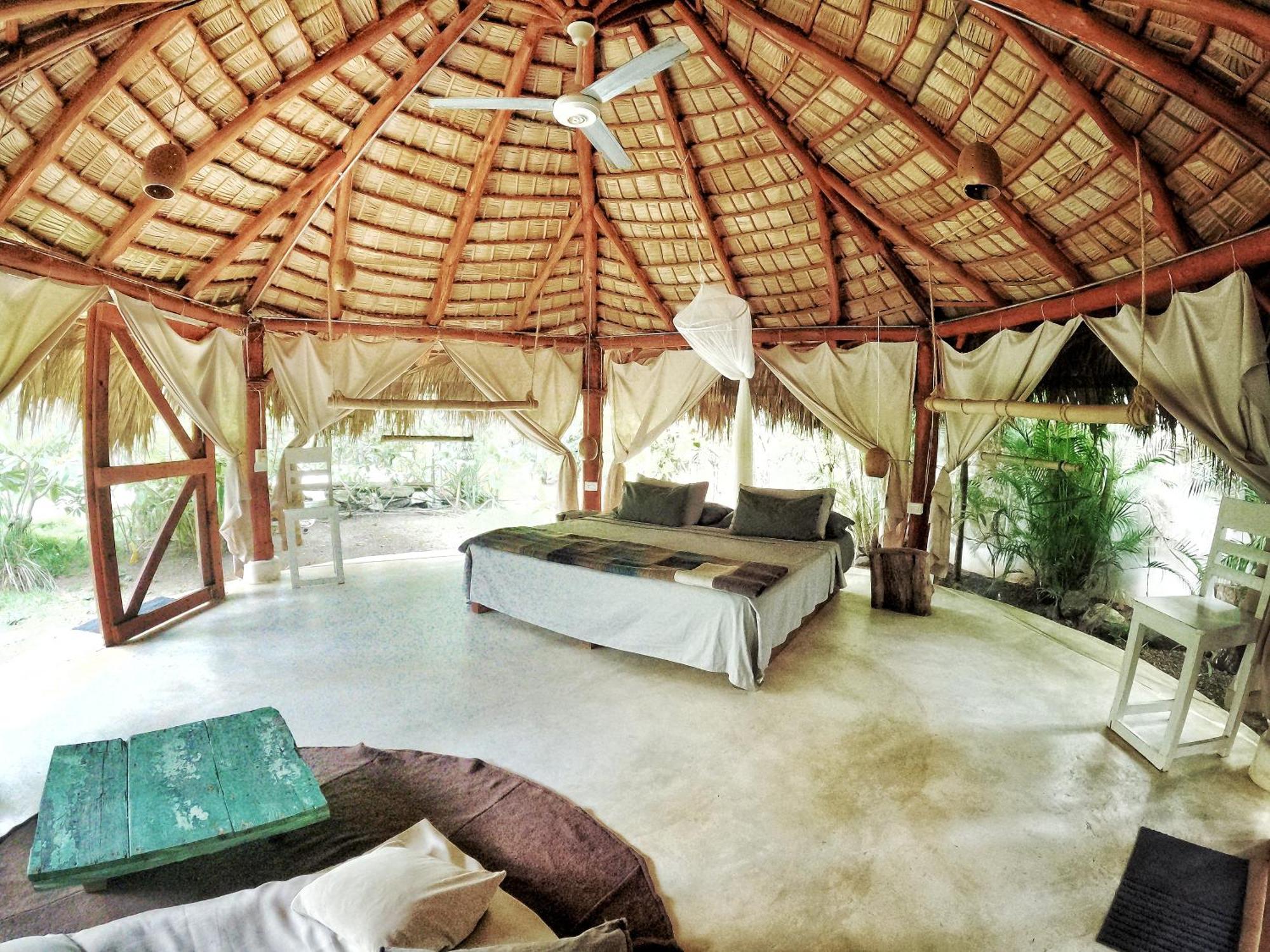Dream Glamping Jungle Bohio 호텔 라스테레나스 외부 사진